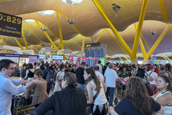 apagão cibernético afeta aeroportos e bancos