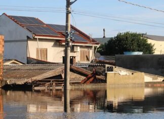 Casas inundada em Canoas, vítimas da enchente vão receber imóveis do governo