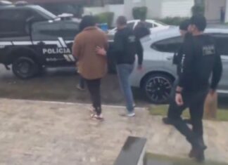 Video mostra momento da prisão de Nego Di. Dilson Alves da Silva Neto, conhecido como Nego Di, foi preso pela Polícia Civil neste domingo.