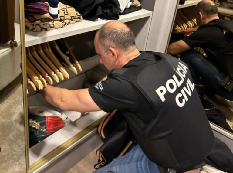 Casal de influenciadores preso em Canoas vendia rifas para sortear carros e casas por 10 centavos