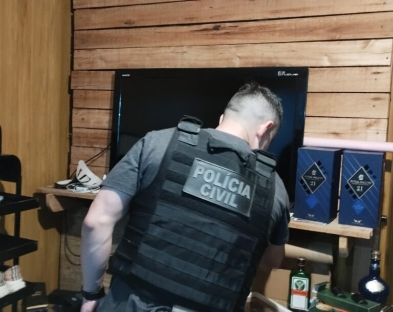 Polícia Civil deflagra operação contra criminosos que transportam drogas em caminhões