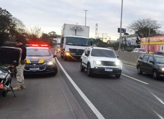 Acidentes causam grande congestionamento na BR-116 em Canoas