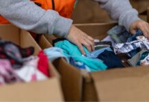 Veja onde ônibus itinerante com doações de roupas em Canoas vai estar nesta segunda