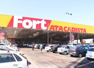 O Grupo Pereira, proprietário do Fort Atacadista, anunciou que vai abrir uma loja no prédio em que funcionava um Hipermercado Carrefour em Santa Cruz do Sul. Essa será a primeira unidade da rede e deverá ser, de acordo com fontes da coluna, a quinta inaugurada no Rio Grande do Sul. 