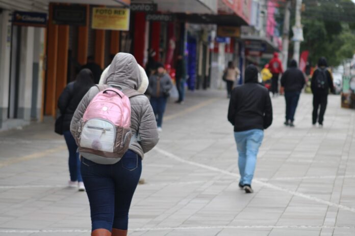 Onda de frio ganha mais força nas próximas horas