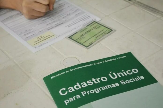 Mais de 3 milhões de pessoas são excluídas do CadÚnico; Entenda o motivo