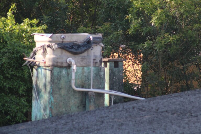 Rompimento deixa moradores sem água em Canoas; Saiba quando volta