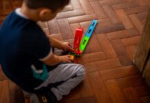 Duas escolas voltam às aulas em Canoas na próxima segunda-feira (2) após passar por um processo de limpeza e recuperação após a enchente do mês de maio.