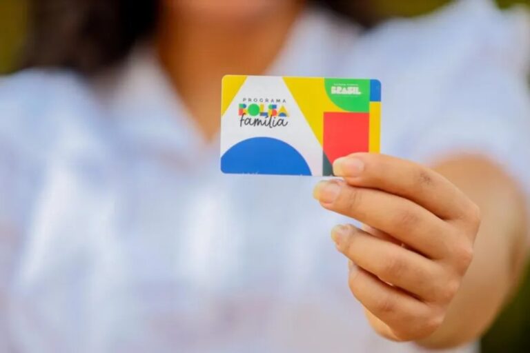 Saiba se o CadÚnico garante o benefício do Bolsa Família. Inscrever-se no Cadastro Único para Programas Sociais do Governo Federal (CadÚnico).