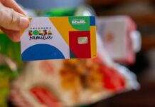 Mães solteiras cadastradas no Bolsa Família podem receber adicional de R$ 300 em setembro. O valor disponibilizado pelo governo.