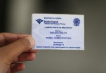 Além da versão online, o CPF pode ser emitido através de em unidades conveniadas, como Banco do Brasil e Correios.