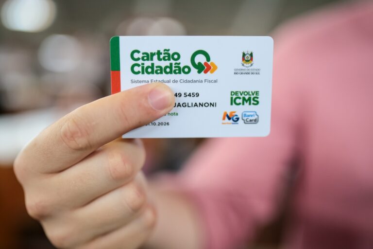 Mais de 580 mil pessoas ainda não se cadastraram para receber benefício do Governo Estadual