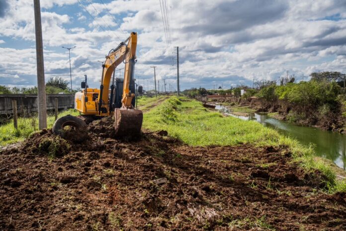 Obras de reparo e elevação em dois diques iniciam na próxima segunda em Canoas