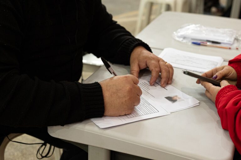 Loja oferece 50 vagas para ensino fundamental e médio sem experiência em Canoas