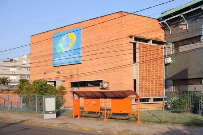 A antencipação dos benefícios do INSS vai ocorrer conforme calendário do Governo, seguindo o número final dos benefícios. Confira as datas.