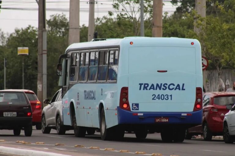 ônibus transcal de graça