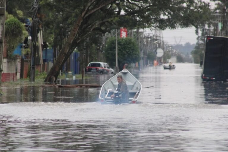 Vítimas da enchente ainda não sacaram benefício de R$ 1.500