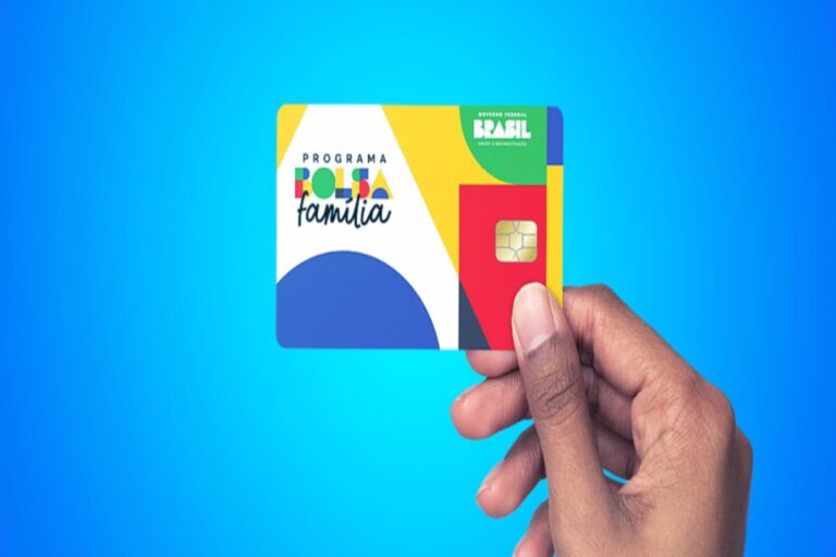 Os pagamentos do Bolsa Família ocorrem nos últimos dez dias úteis de cada mês de forma escalonada, seguindo calendário definido pelo MDS.