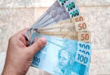 Os profissionais sempre participarão de cursos direcionados às atividades que irão desempenhar.
