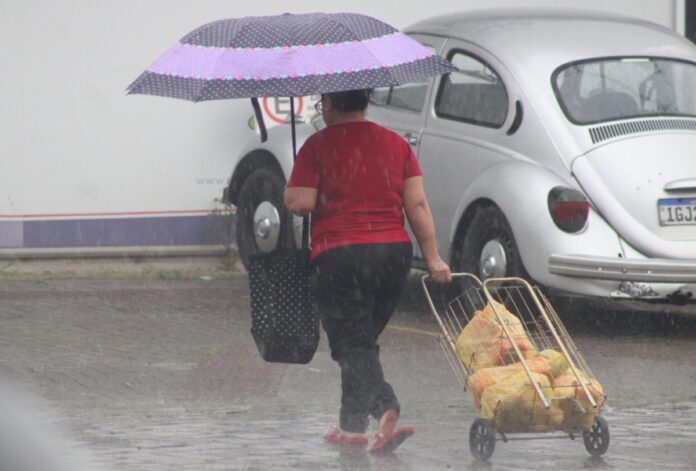 Prefeitura de Canoas alerta para chuva forte nas próximas horas