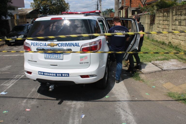 O que a polícia sabe sobre caso do homem morto a tiros em Canoas perto de escola