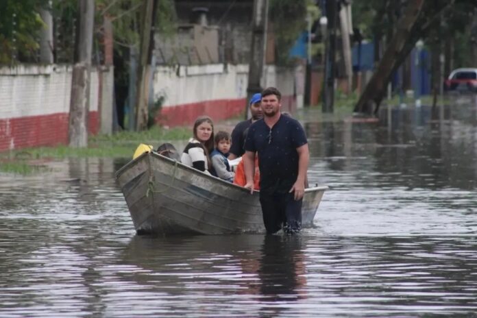 Defensoria Pública oferece assistência jurídica para vítimas da enchente em Canoas