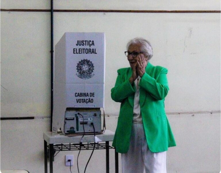 Eleições em Canoas: “A minha expectativa é o segundo turno”, diz Beth Colombo após votar