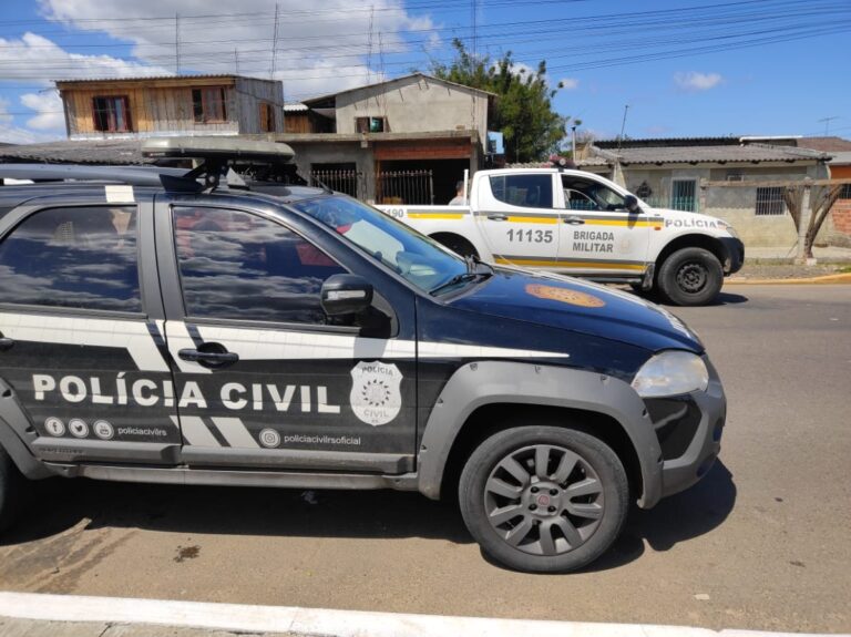 Criminosos fogem de carro após matarem homem a tiros em Canoas
