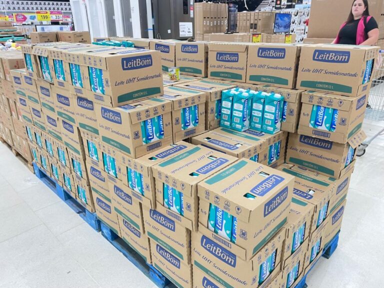Hipermercado vende leite por R$ 2 e outros itens por R$ 1 em Canoas; Saiba onde