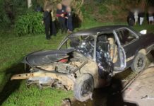 Motorista morre após grave acidente entre três carros