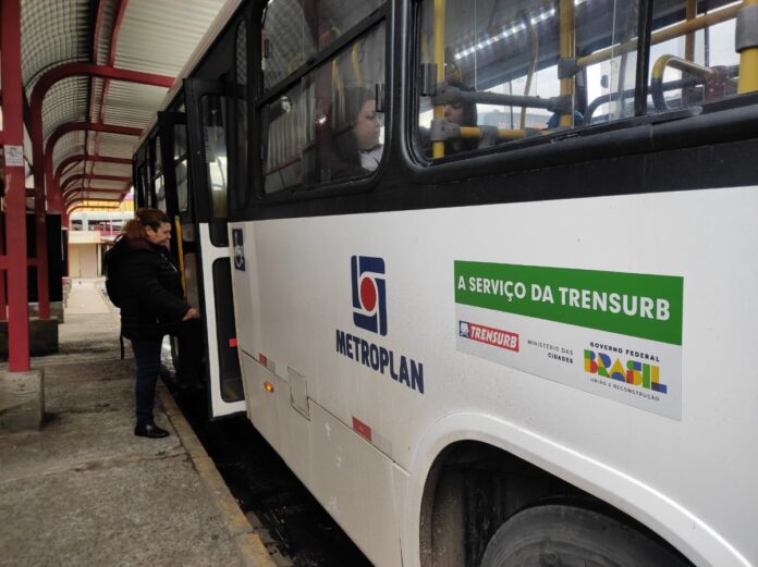 Mudanças na baldeação dos ônibus da Trensurb