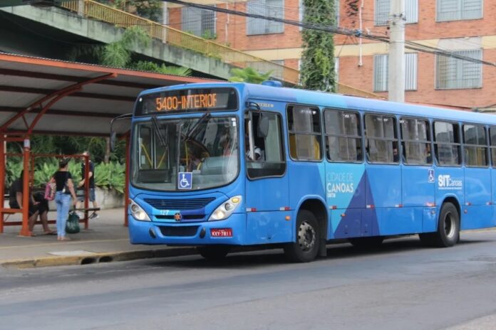 Confira as linhas especiais de ônibus para ir votar em Canoas neste domingo