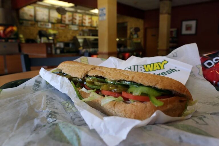 Empresa de fast food Subway é processada