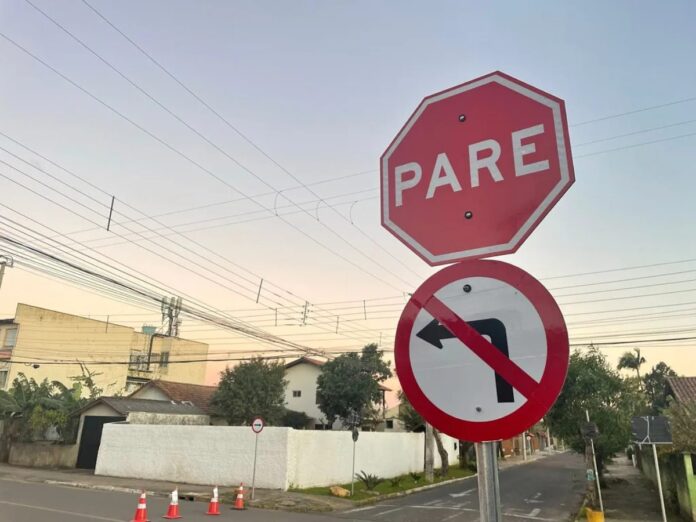 Ruas de Canoas têm desvios revertidos