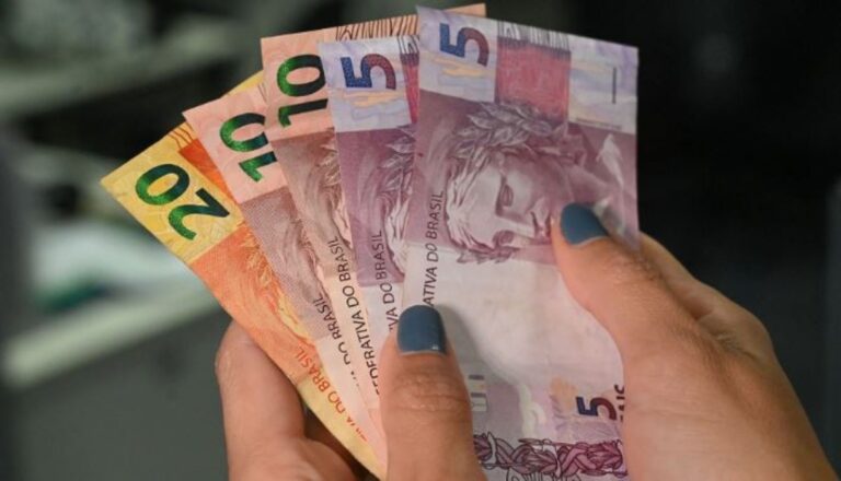 Serasa oferede desconto em dívidas