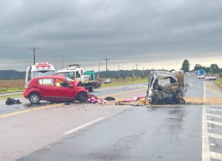 BR-386 segue bloqueada após grave acidente em Canoas que matou dois homens