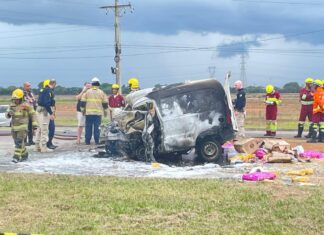 BR-386: vítimas de grave acidente em Canoas morreram presas nas ferragens