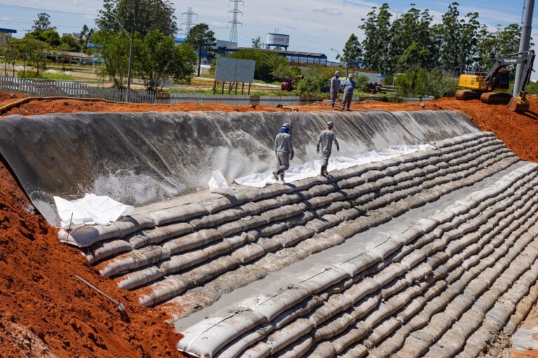 Cinturão de diques em Canoas está em fase final de construção