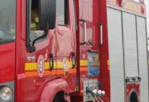 Bombeiros combatem dois incêndios durante a madrugada em Canoas