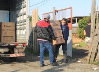 Veja lista de quem tem direito a doação de fogões e geladeiras em Canoas