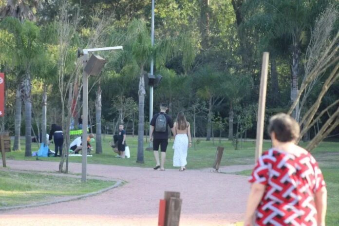 feriados no Brasil parque lotado