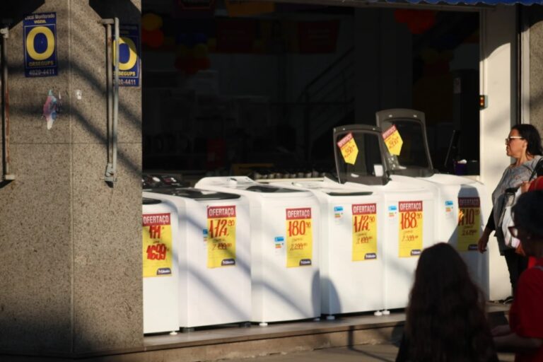 Governo vai devolver imposto de quem comprar fogões, micro-ondas, e máquinas de lavar e secar roupas
