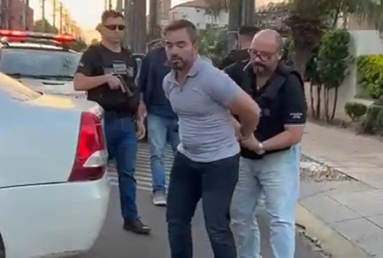 Médico preso por matar esposa Canoas