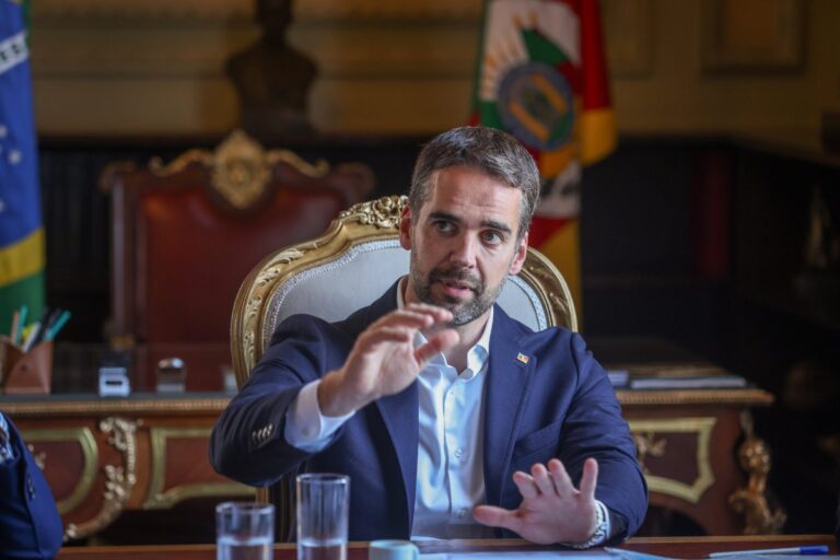 Eduardo Leite fala sobre a Penitenciária de Canoas