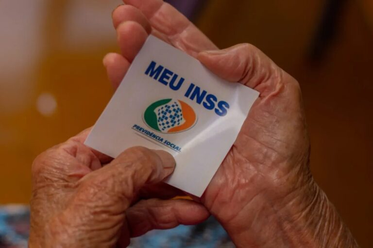 Beneficiários do INSS poderão antecipar R$ 150 de seus benefícios; Saiba como