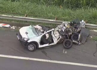 carro destruído acidente bandeirantes