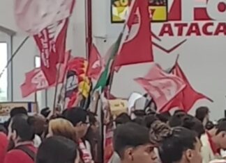 atacado canoas protesto