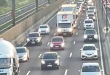 BR-116: acidente causa bloqueio e congestionamento em Canoas