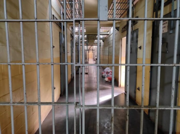 Ministério Público indicia presos por morte de criminoso dentro de penitenciária em Canoas