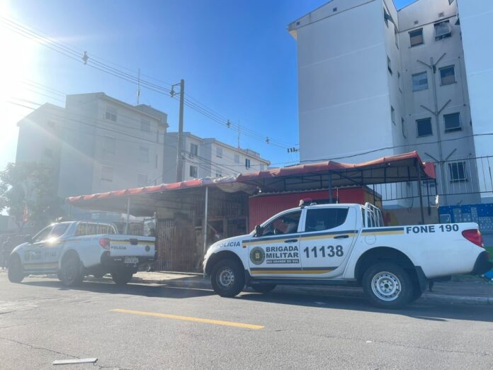 Dupla é presa pela Brigada Militar após confronto em condomínio de Canoas